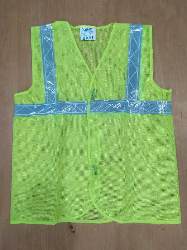 ISAFE REFLECTIVE SAFETY JACKET 60 GSM ISAFE REFLECTIVE SAFETY JACKET 60 GSM