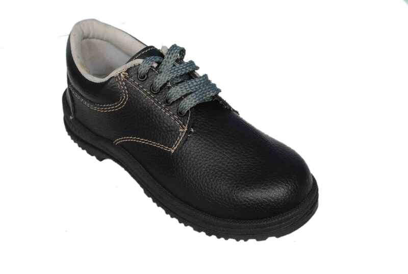 SAFETY SHOES MAGNUM SAFETY SHOES MAGNUM